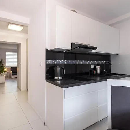 28 Centrum - Apartament Mieszkanie Dla 2 Os דירה